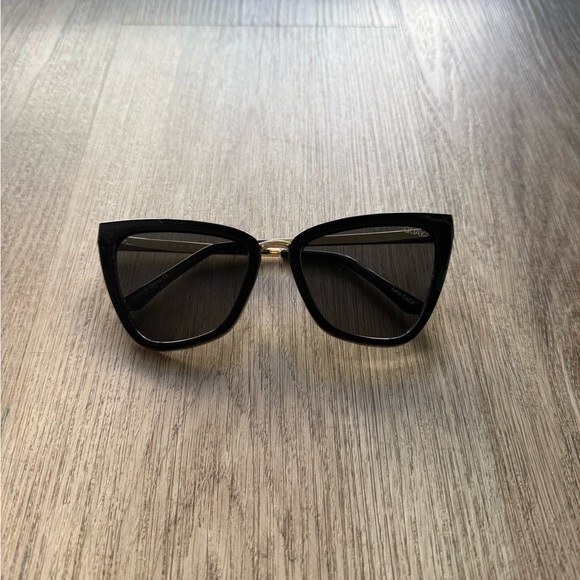 quay australia x Jlo reina black oversized cat eye retro sunglasses eyewear NEW